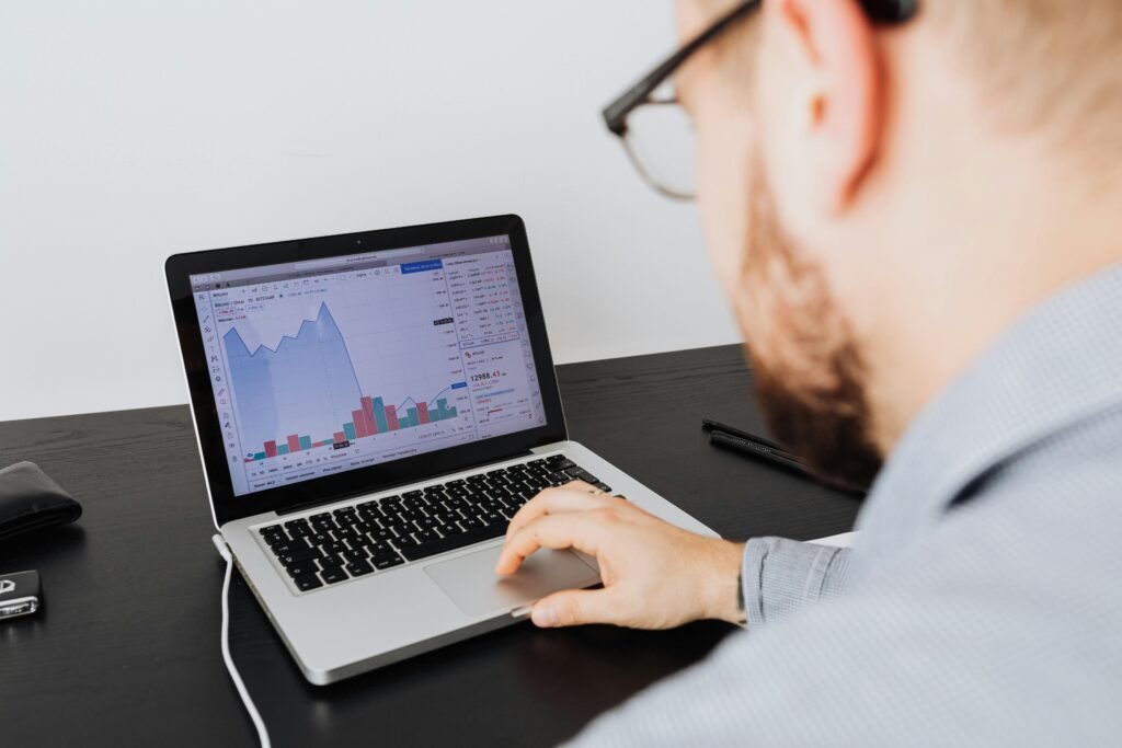 Formas de ganhar dinheiro com inteligência artificial